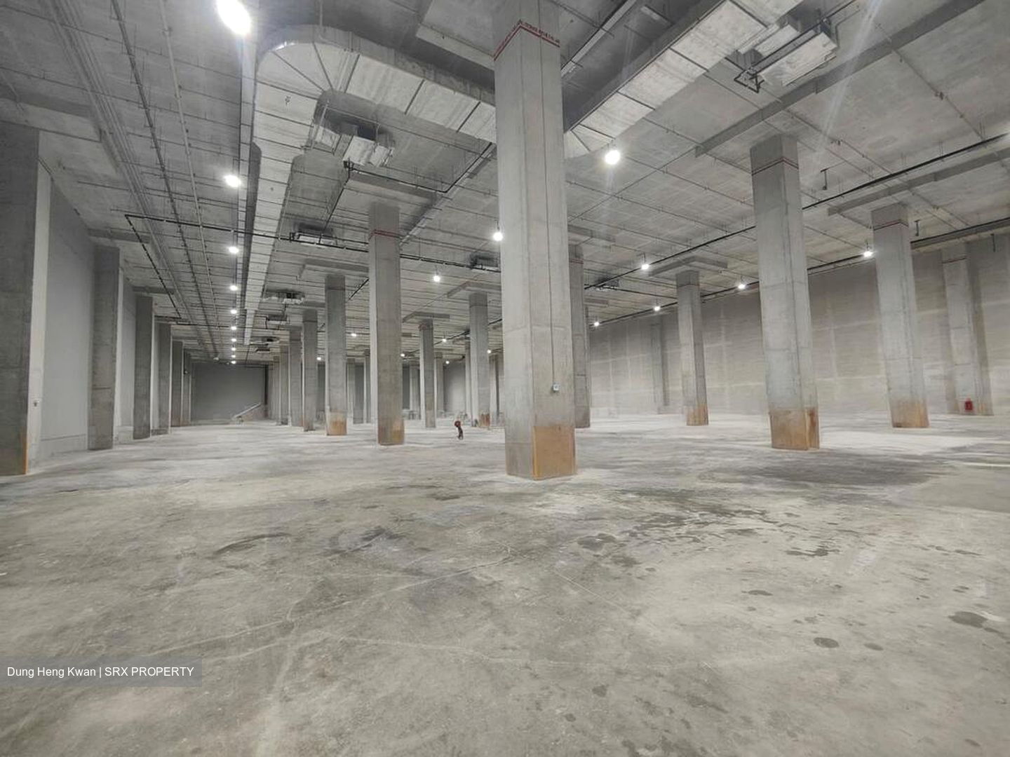 Tuas Road (D22), Warehouse #571675231